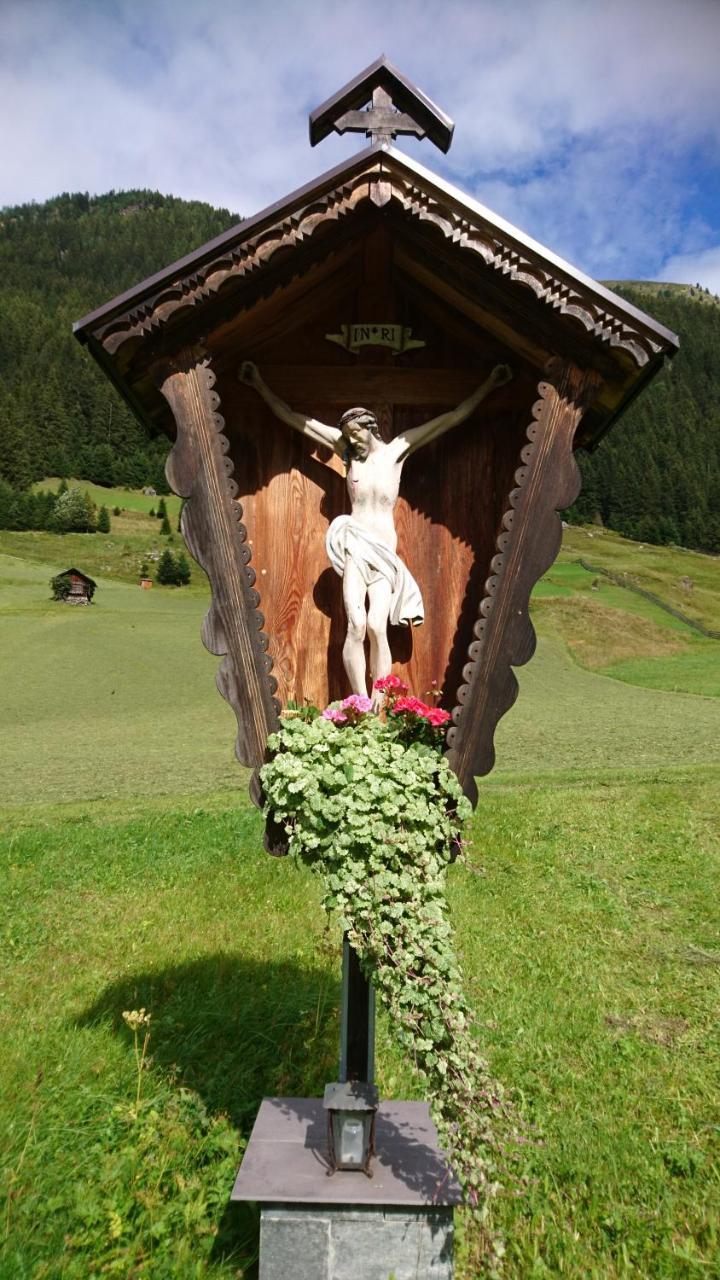 Haus Bergfreund Apartment Sankt Leonhard im Pitztal Exterior photo